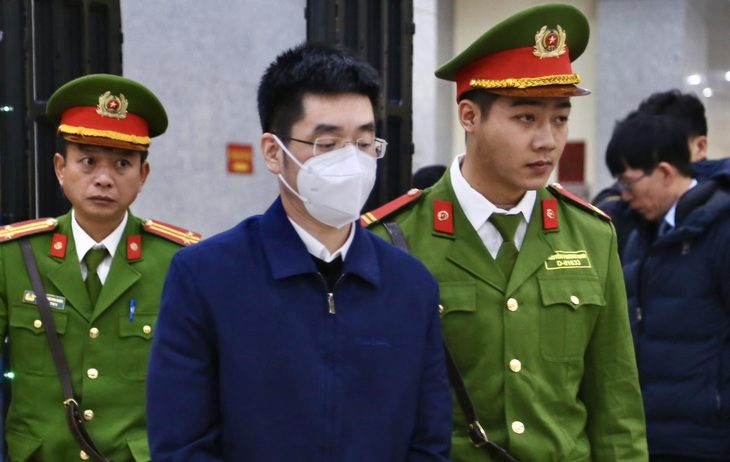 Chuyến bay giải cứu: Hoàng Văn Hưng được đề nghị giảm án còn 20 năm tù- Ảnh 1. Bị cáo Hoàng Văn Hưng tại phiên tòa phúc thẩm chuyến bay giải cứu - Ảnh: DANH TRỌNG