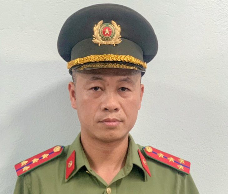 Đại úy công an lao xuống hồ cứu cháu bé 8 tuổi bị đuối nước - Ảnh 1. Đại úy công an lao xuống hồ cứu cháu bé 8 tuổi bị đuối nước - Ảnh 1.